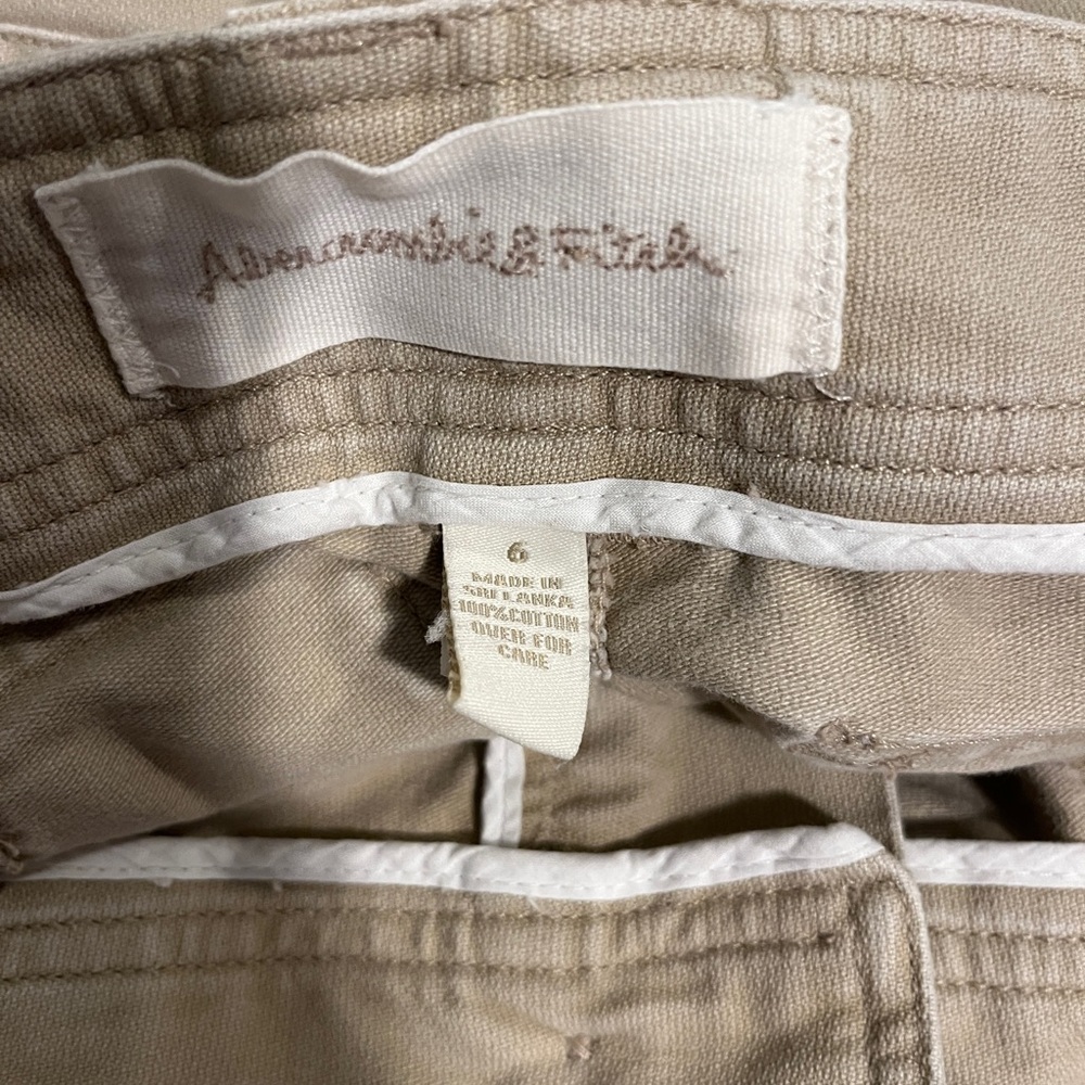 Abercrombie & Fitch Cargo Shorts💘 - Picture 7 of 9